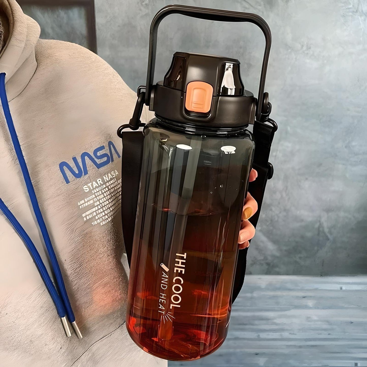 Grande Gourde avec Paille Noir/Rouge / 1.5L