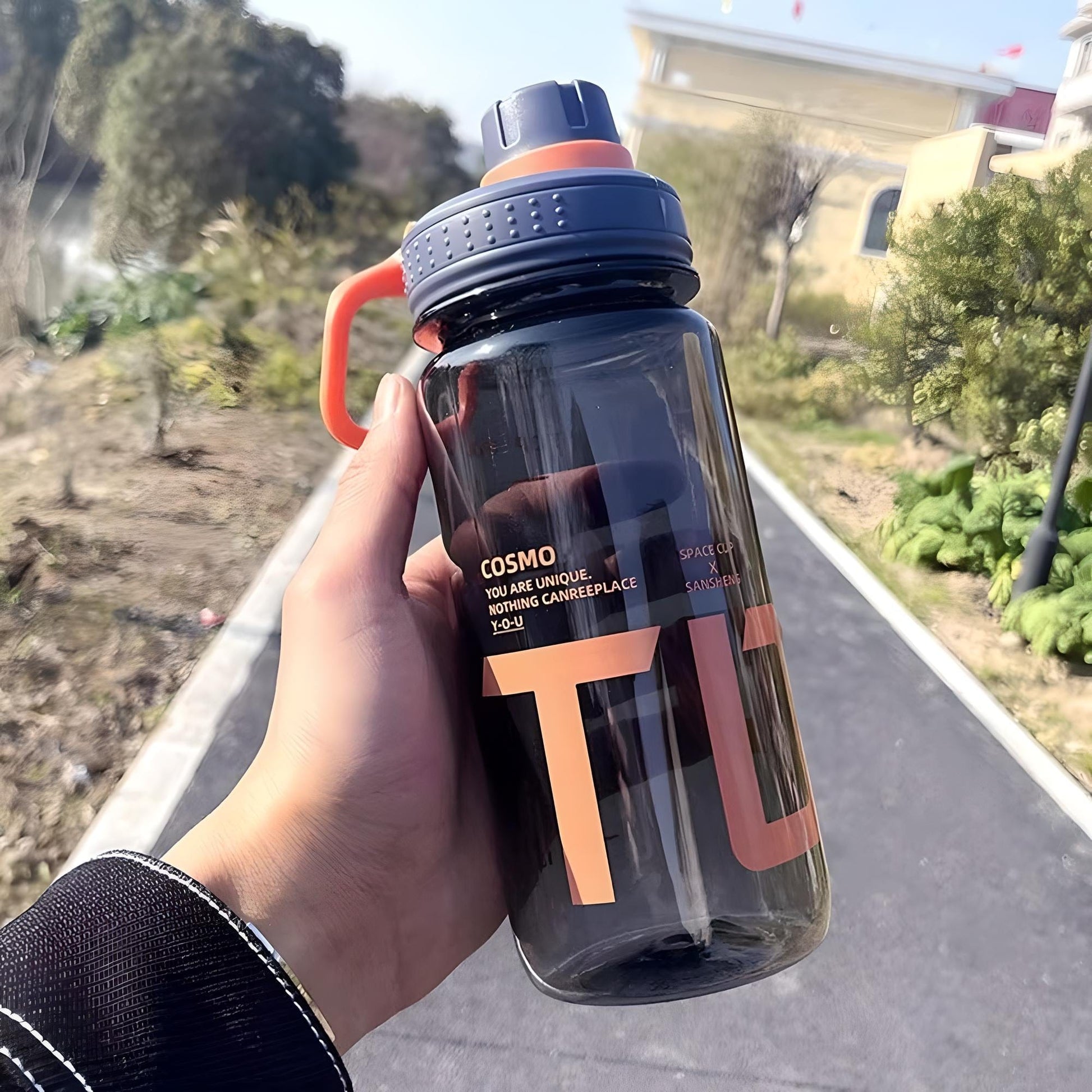 Gourde 1L avec Paille